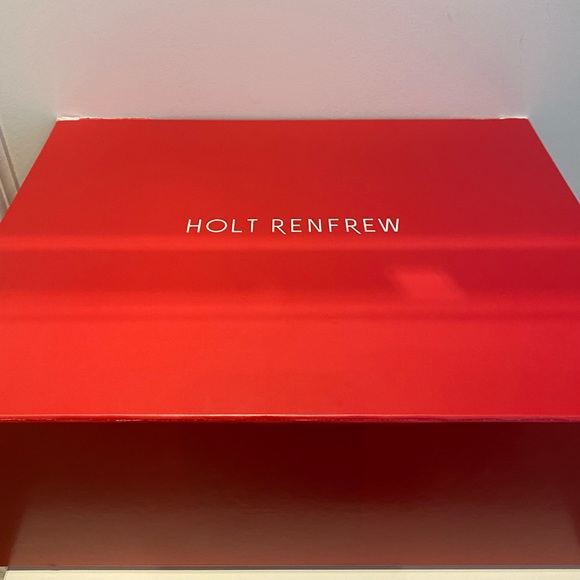 Brand new VALENTINO GARAVANI Roman Stud Leather Ankle-Strap Ballet Flats - Picture 13 of 13